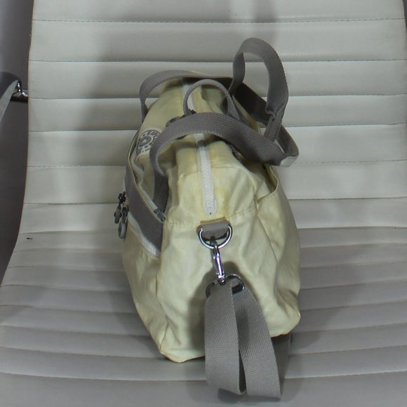 Kipling Cade  yellow versatile Kipling Cade  tote shoulder bag 15"x 10" x 5" - Picture 6 of 12